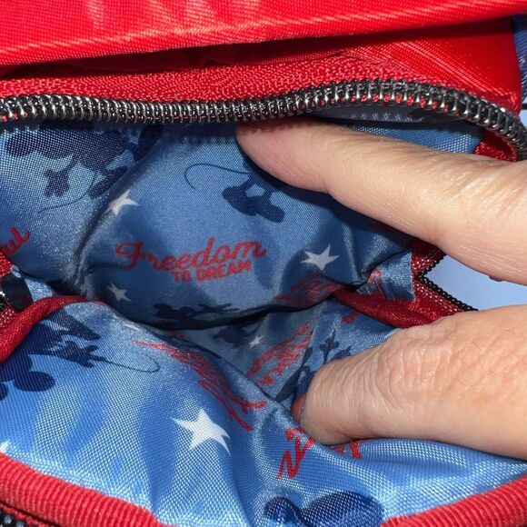 Disney X Lug Patriotic Mickey Convertible Crossbody/Belt Bag - Picture 11 of 11